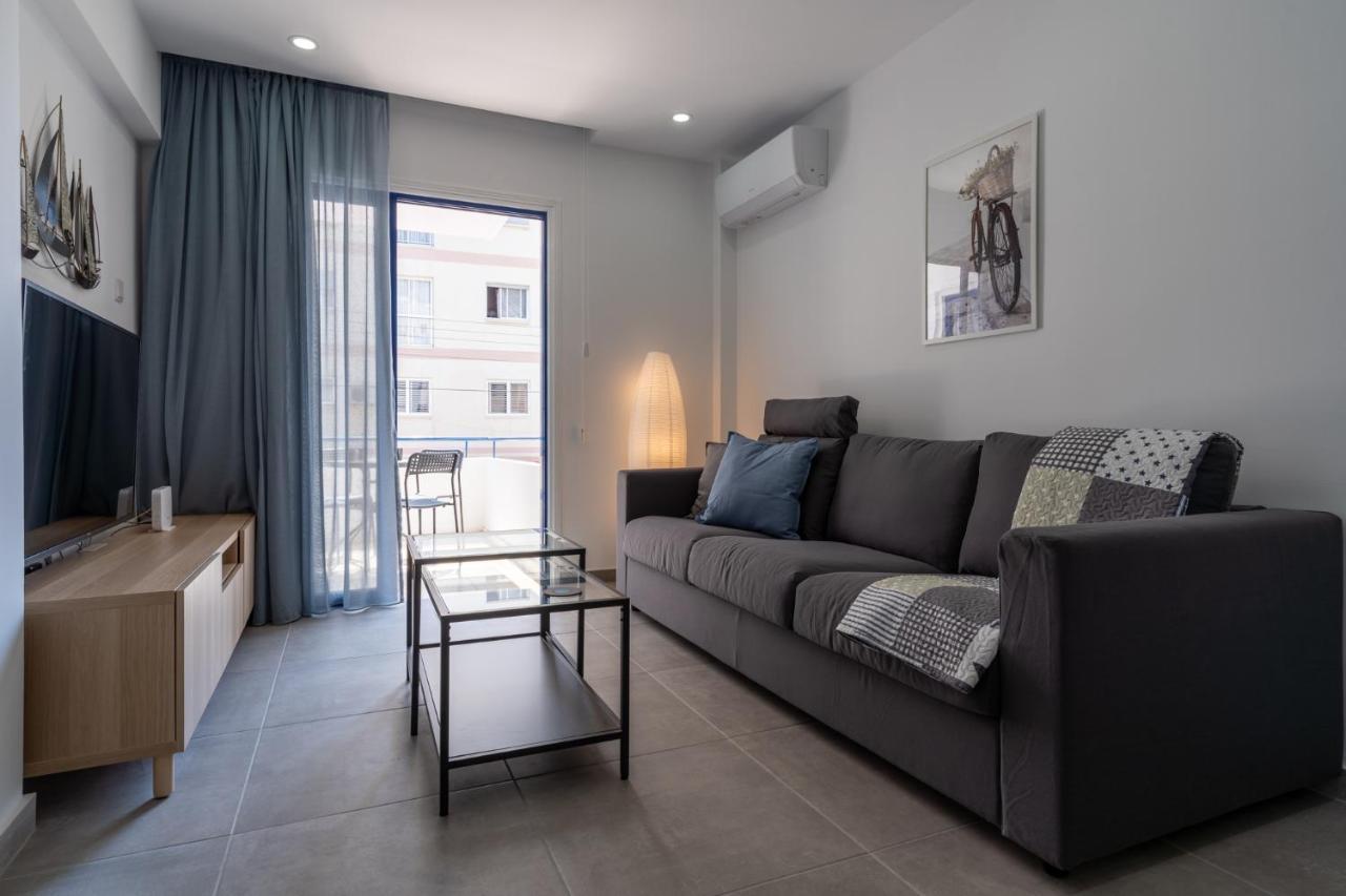 Odyssey - Captivating 2-Bedroom Retreat In 拉纳卡 外观 照片