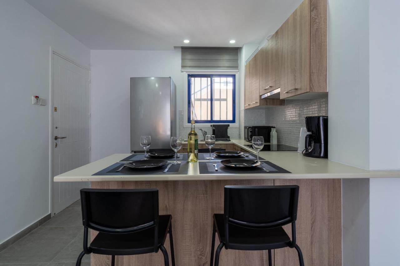 Odyssey - Captivating 2-Bedroom Retreat In 拉纳卡 外观 照片