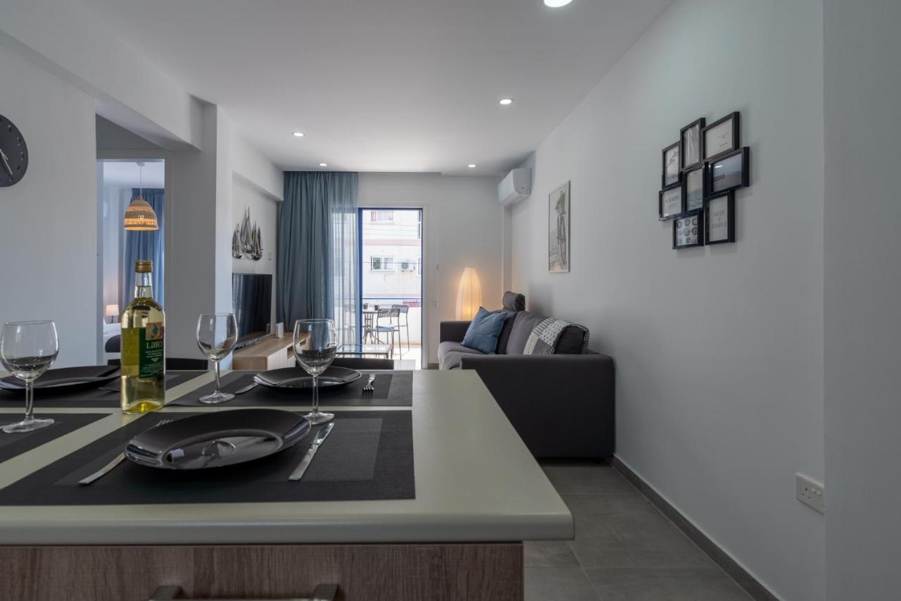Odyssey - Captivating 2-Bedroom Retreat In 拉纳卡 外观 照片
