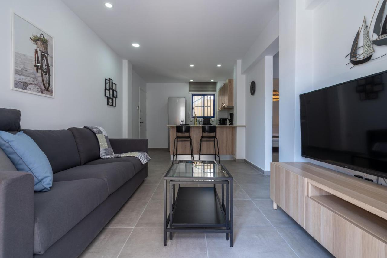 Odyssey - Captivating 2-Bedroom Retreat In 拉纳卡 外观 照片
