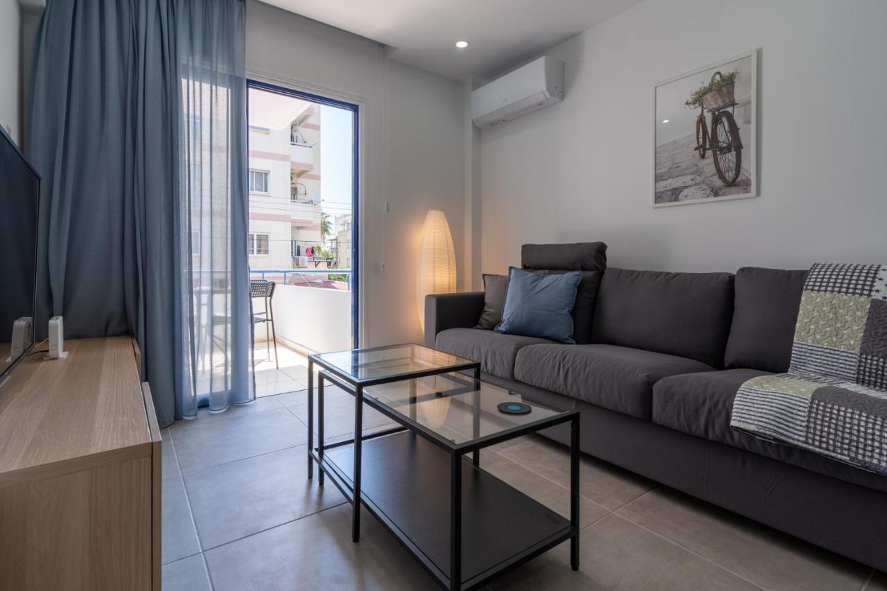 Odyssey - Captivating 2-Bedroom Retreat In 拉纳卡 外观 照片